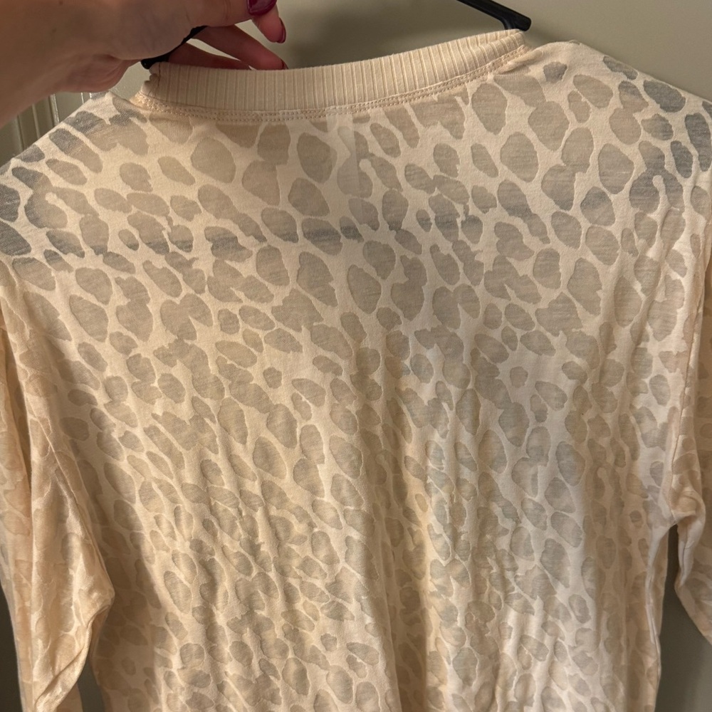 Fabletics Long Sleeve - Picture 5 of 5